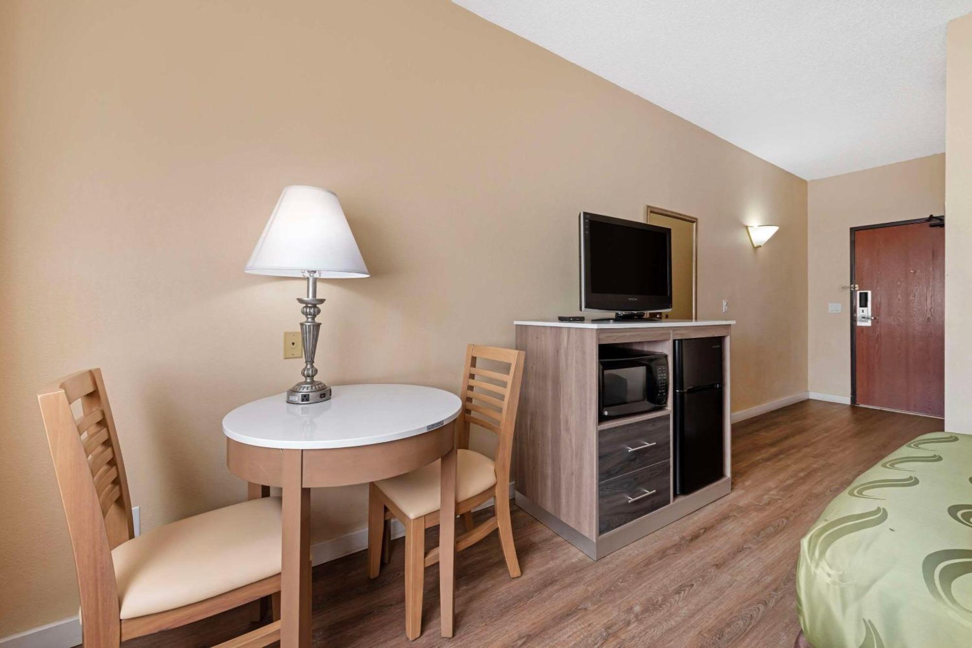 Quality Inn Bemidji Exterior photo